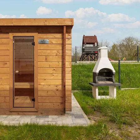 Sunny Hills - By Jantar * Kolobřeh