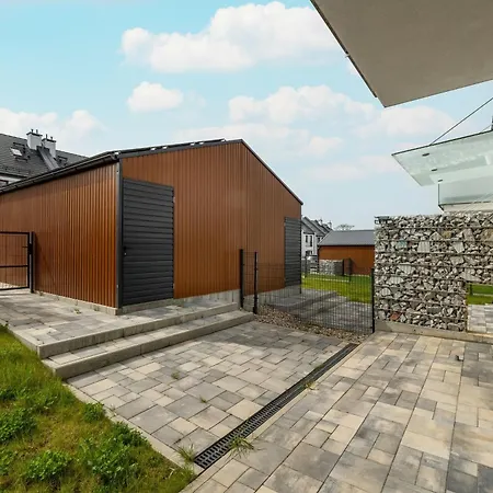 Sunny Hills - By Jantar * Kolobřeh