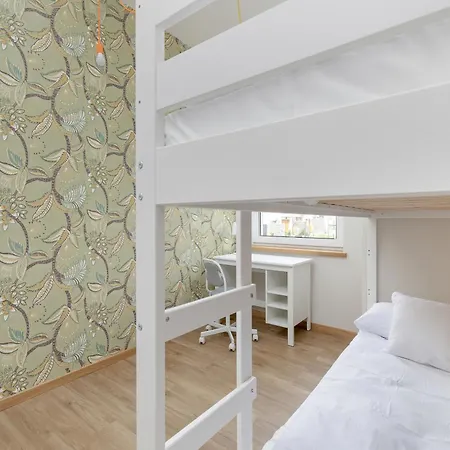 Sunny Hills - By Jantar * Kolobřeh