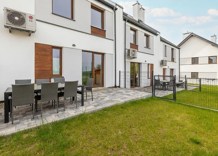 Sunny Hills - By Jantar 别墅 *