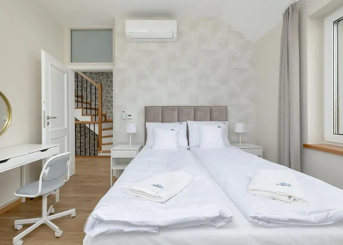 别墅 Sunny Hills - By Jantar *